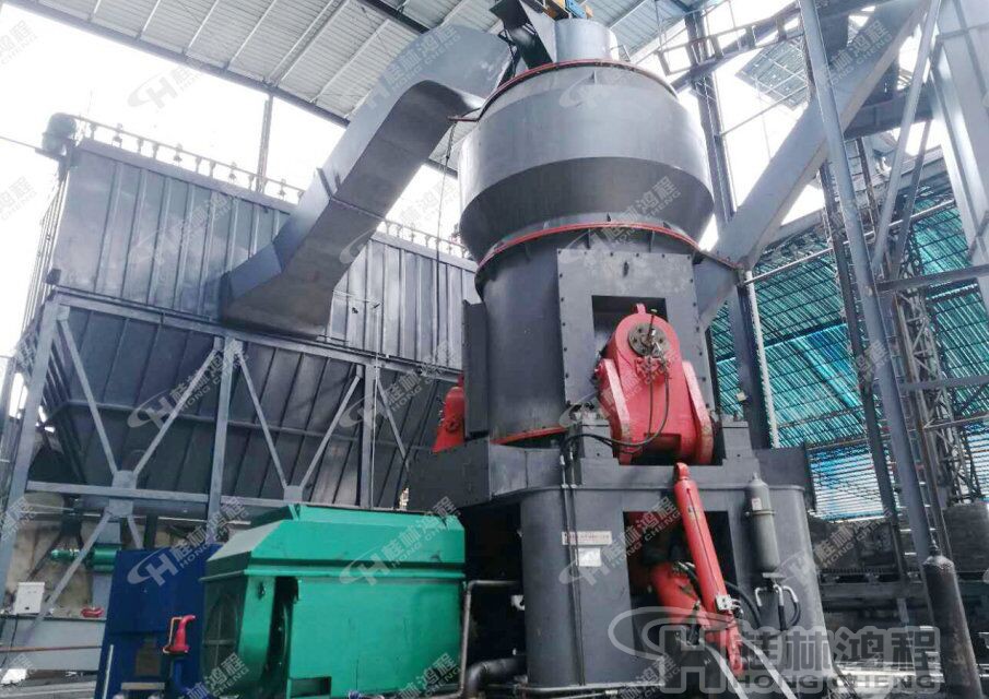 水泥立磨，立磨，立磨機(jī)，客戶(hù)現(xiàn)場(chǎng)，桂林鴻程磨粉機(jī)